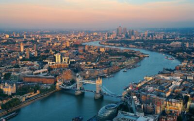 Egy hadseregnyi baba, Meldrum-ház és a fantom: Londonban jártam – 1. rész